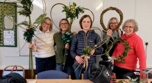 Wreath and heart-shaped Christmas decorations made from willow